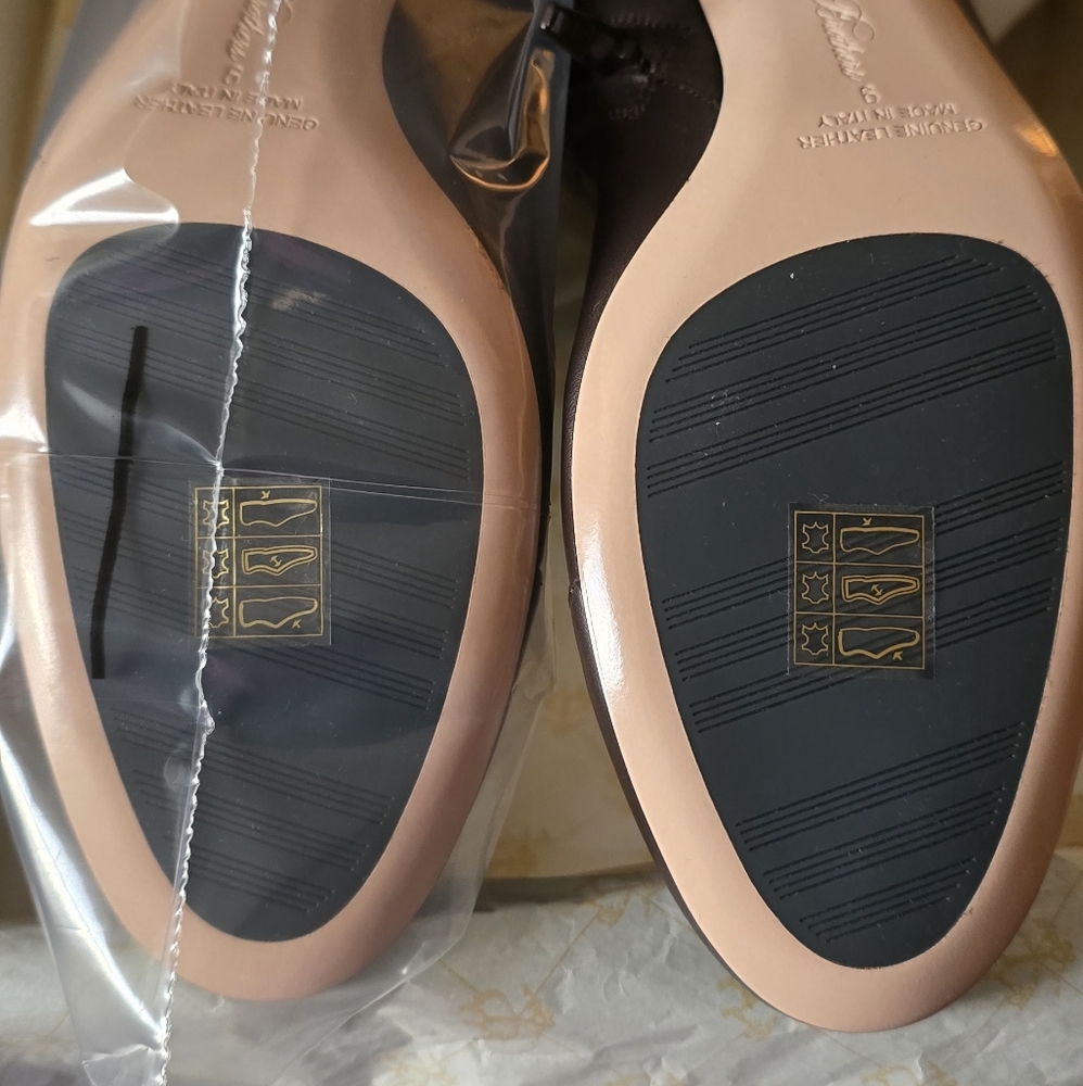 Brooks Brothers ankle boots New in Box - Picture 4 of 7